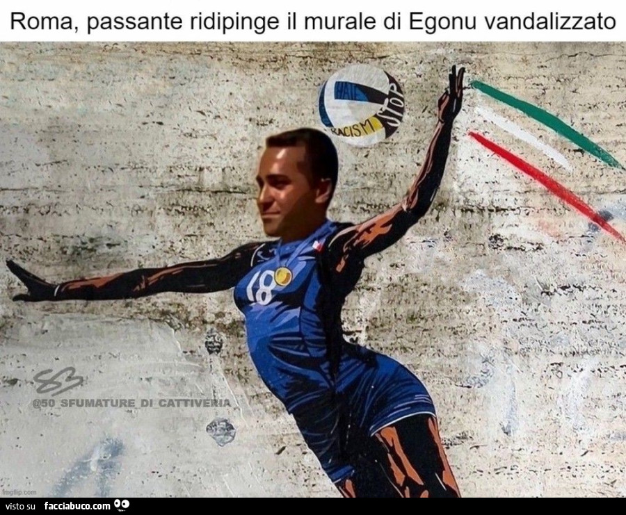 Passante ridipinge il murale di Egonu imbrattato