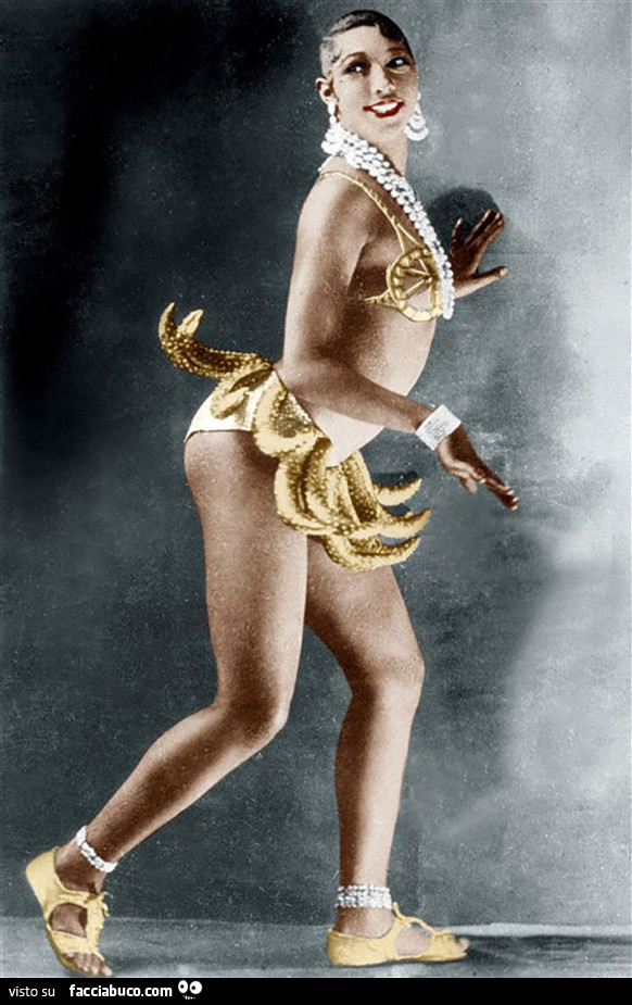 Dato che su Facciabuco (social satirico con lieve tendenza alla satiriasi) le banane abbondano, eccovi un esempio unico e inarrivabile di vera eleganza, grazia e bellezza sul tema: Joséphine Baker, una donna immensa