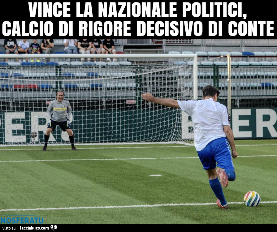 Vince la nazionale dei politici, calcio di rigore decisivo di Conte